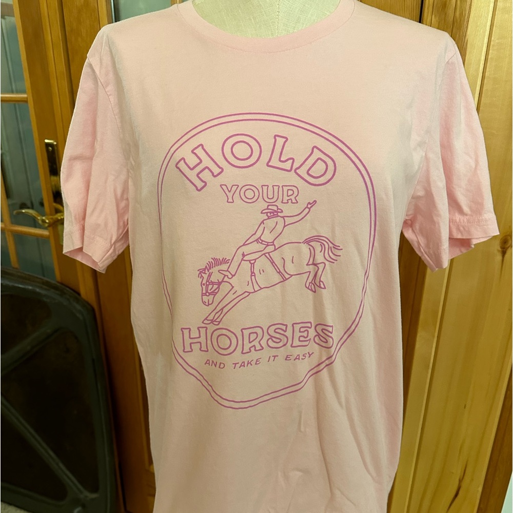 Cute pink western print tee, size M-L
